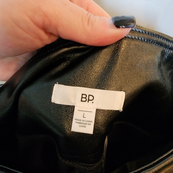 NWT Nordstrom BP faux leather Legging pants. - Picture 6 of 12